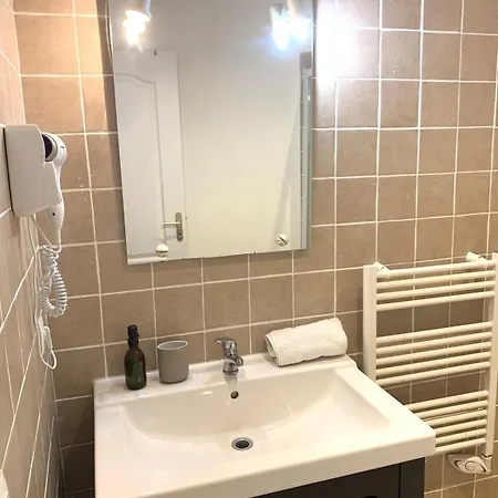 Les Cles De La Cite Apartment *